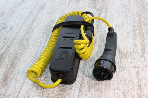 Portable charger SECOND HAND - Image 2